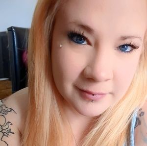 Meet your Posher, Steph